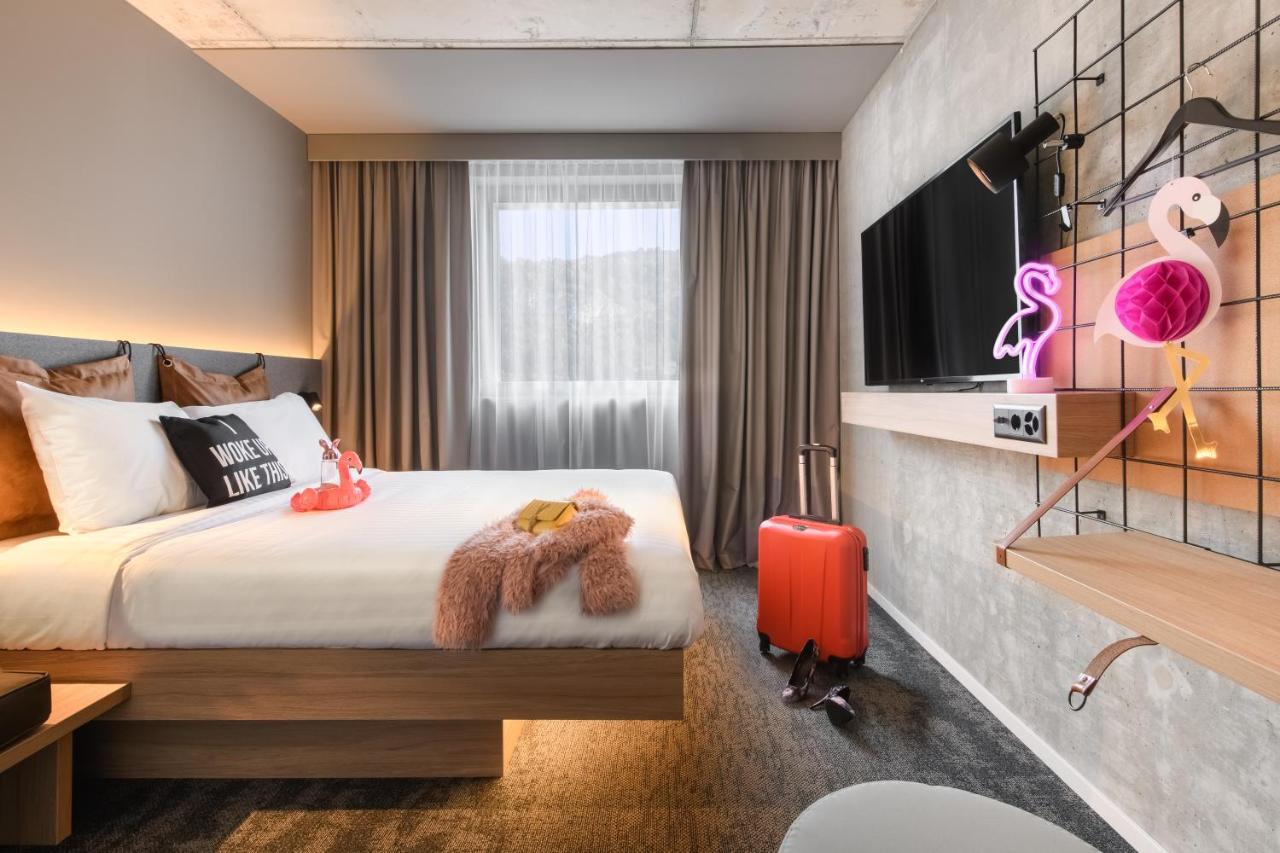 Hotel Moxy Sion Exterior foto